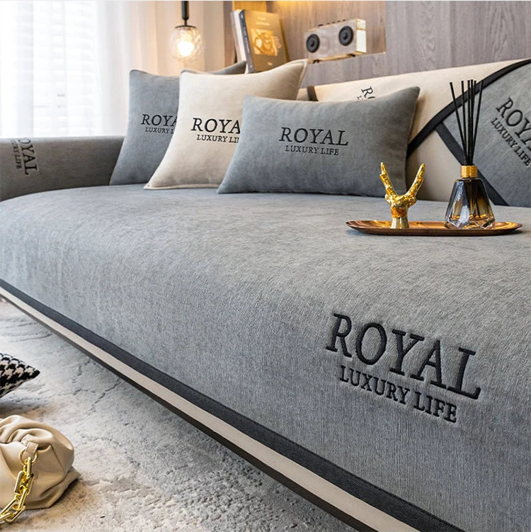 NUOVO - SOFA E COPERCHIO DI CIGNOW