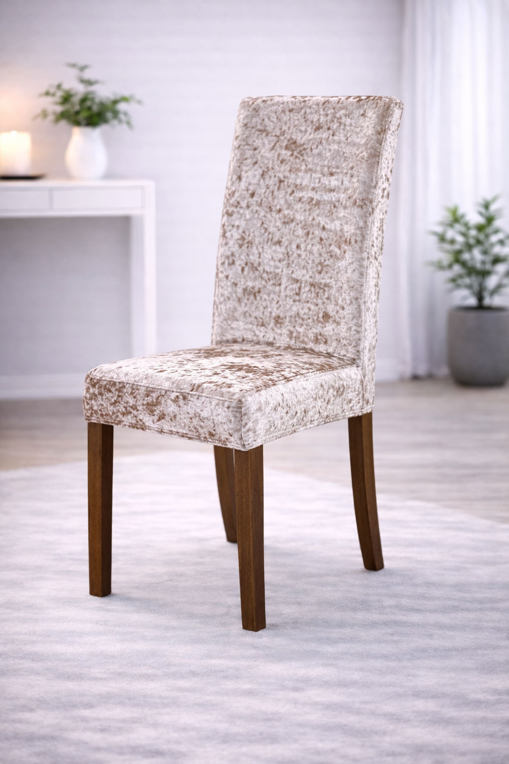 Elastische Stuhlbezüge für alle gängigen Stuhlformen GLANZ