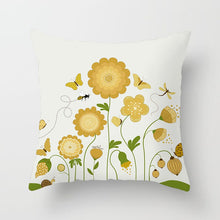 Load image into Gallery viewer, Pillow covers flowers
